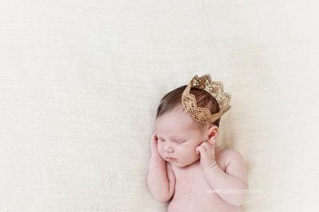 Séance photos nouveau-né Paris : Esmée