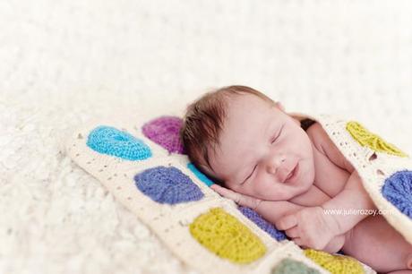 Séance photos nouveau-né Paris : Esmée