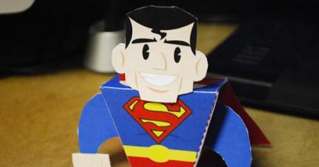 Blog_Paper_Toy_papertoy_Superman_Zachary_Trover