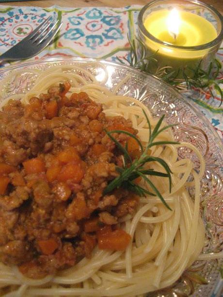 Spaghettis aux trois viandes (saucisse italienne, veau et prosciutto)