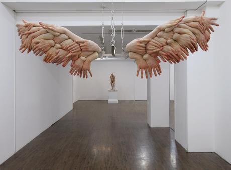 The Wings and the hero - Installation sculpture de Xooang Choi