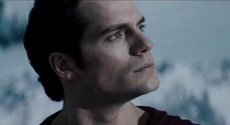 Henry Cavill impeccablement rasé dans Man Of Steel