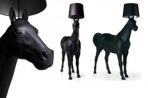 Quand la déco devient craaaaaazy ! Horse lamp