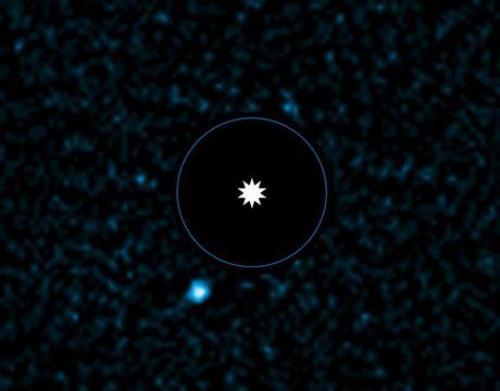 Découverte de la moins massive exoplanète en imagerie directe