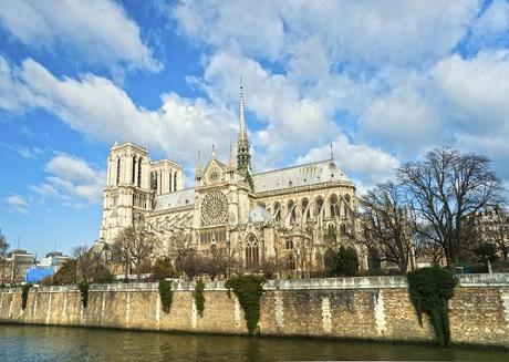 bmUploads 2013 06 04 3352 Notre Dame Cathedral before [NEWS] Et si The Last of Us se passait à Paris ?