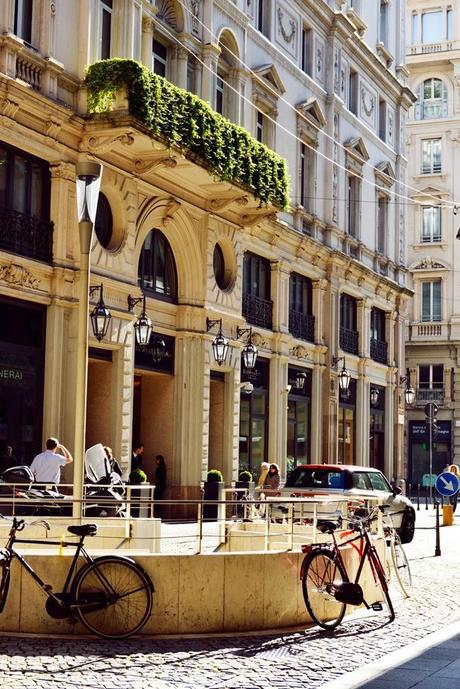 Visite déco : le bar du NHOW à Milan !