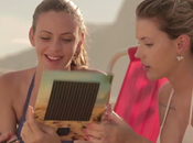 Nivea chargeur solaire intégré dans magazine.