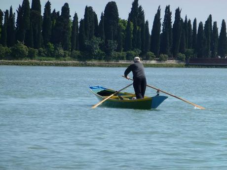 Sandolo vogato alla valesana