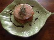 Mille feuilles truite fumée tarama crevettes tomate l’aneth