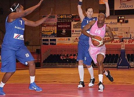 Pauline AKONGA-NSIMBO (Arras) vs. Basket Landes arraspanier