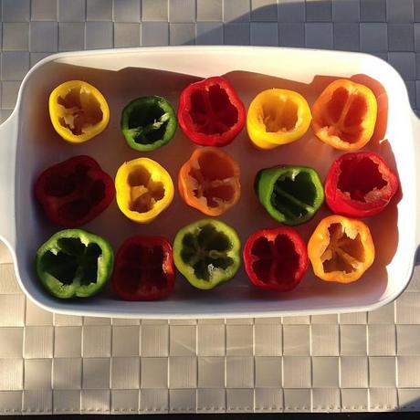 Mini poivrons farcis aux lentilles corail et à l'épeautre