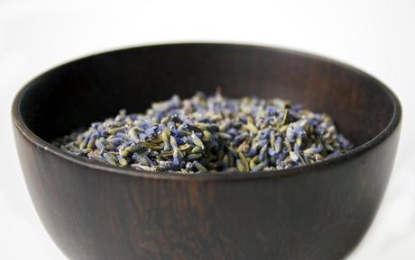 3 synergies d’huiles essentielles bio à diffuser dans la maison !