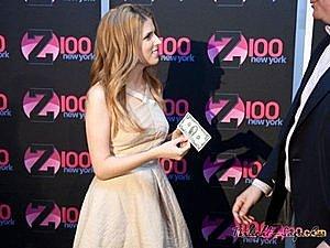 Anna Kendrick au Z100 