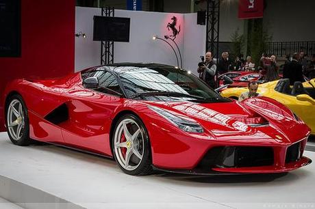 la super voiture Ferrari LaFerrari 