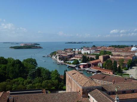 Du campanile de San Giorgio, labyrinthe en hommage à J.L. Borges