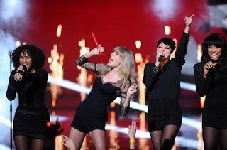 Flash People : Taylor Swift