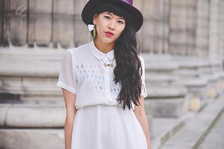 Revue du net : Le collier noeud porté par Leeloo.