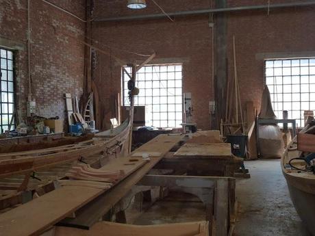 Gondoles sens dessus dessous