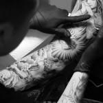 Jun Cha et l’art du tatouage ( VIDEO )