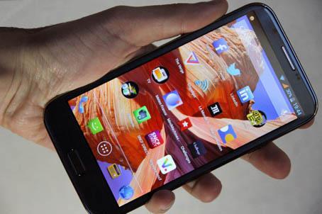 Evi Wallet et WalletHD, smartphones de 5,7 et 6 pouces sous Android
