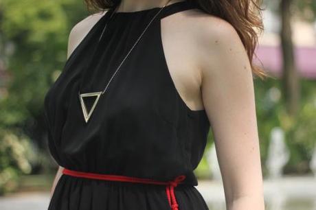 collier triangle fashionology
