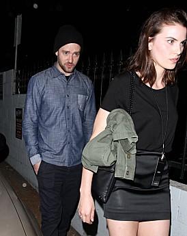 Justin-Timberlake-Celebrities-Leave-MySpace-t3aMEaWhJOBx.jpg
