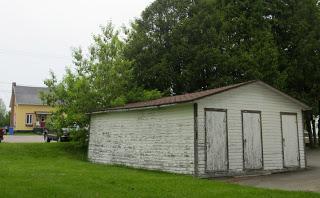Art et histoire locale: de maisons et de hangars robervalois