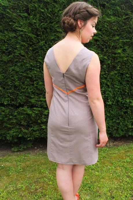 Une nouvelle petite robe d’été Robe à pois et détails fluo - Les lubies de louise (6 sur 7)