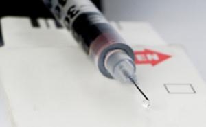 VIH: La PreP réduit le risque de moitié chez les usagers de drogues injectables  – The Lancet