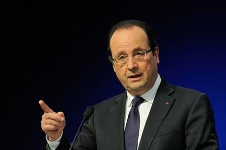 Hollande : Les Anti mariage gays l'attendent devant M6