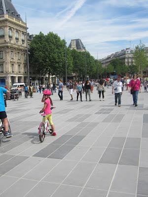 La République rendue aux Parisiens...!