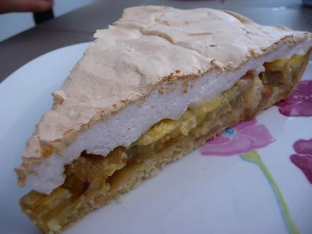 TARTE A LA RHUBARBE MERINGUEE
