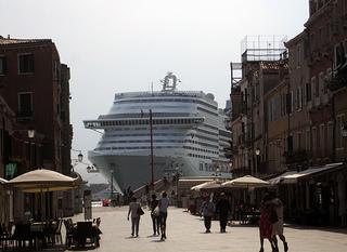 Navire débarquant à Venise...