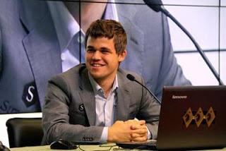 Echecs à Moscou : Magnus Carlsen (2864) au Mémorial Tal 2013