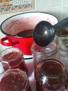 la confiture ça dégouline mais quel délice...