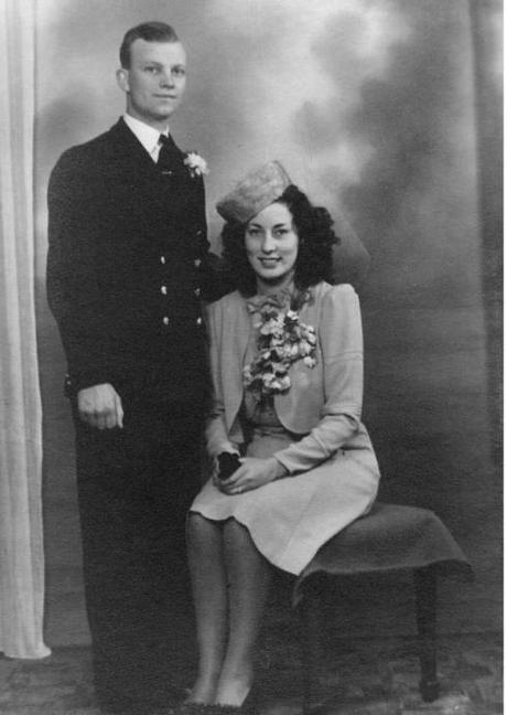 En 1940, Ron et Eileen se sont retrouvÃ©s et se sont mariÃ©s
