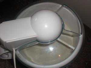 UN TOUR EN CUISINE (276) : GLACE A LA VIOLETTE CIMG9696.JPG