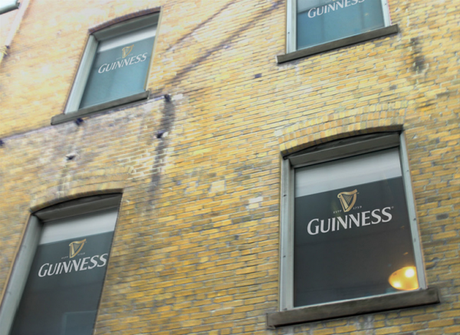 St patrick's day guinness toronto cannes lions bronze media win grey group ambient marketing 4