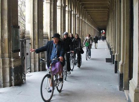Visites musées et monuments de Paris à vélo.