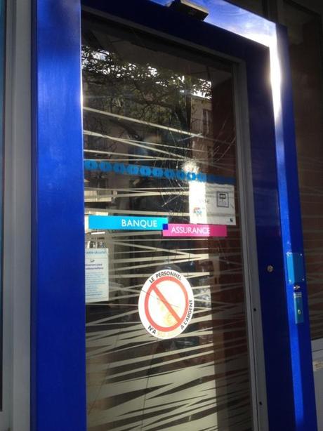 Le 10ème arrondissement terrain de jeu pour l'infantilisme gauchiste : Valls regarde ailleurs ! 