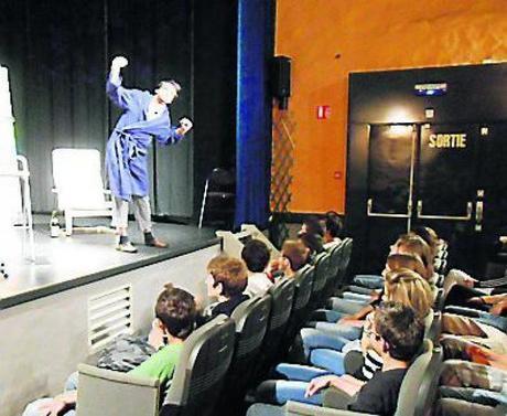 Lavardac. L'alcoolisme à la loupe - 22/06/2013 - LaDépêche.fr Lavardac. L'alcoolisme à la loupe - 22/06/2013 - LaDépêche.fr