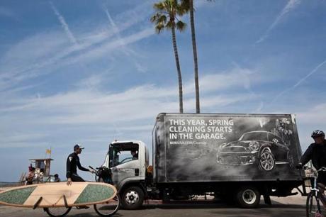 reverse graffiti mini garage butler shine stern partners ambient marketing clean tag truck promotion auto USA 1