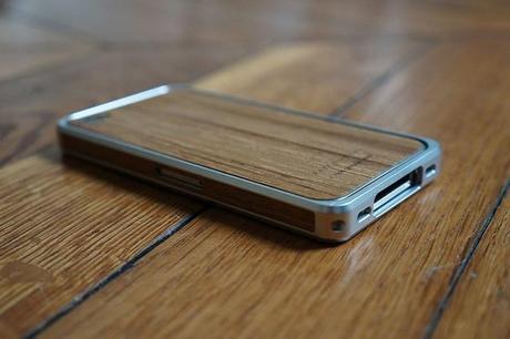 -75% sur les Bumpers Patchworks bois et carbone pour iPhone