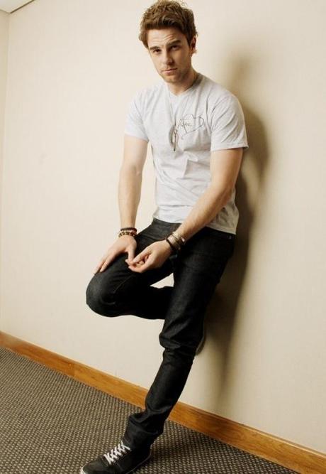 Nate Buzolic par Quem Magazine