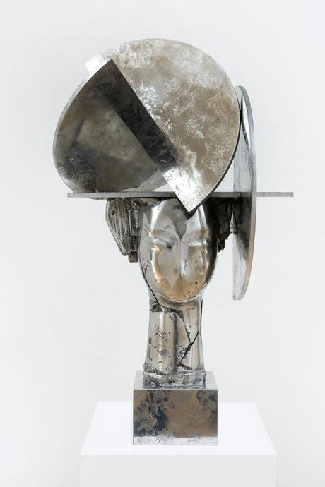 Valdes, Georgia plateada, 2010, aluminum, edition de 9, 89 x 52 x 48 cm