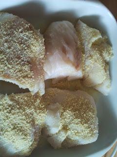 le poisson du jour : dos de cabillaud sur lit de poivrons / pommes de terre primeur