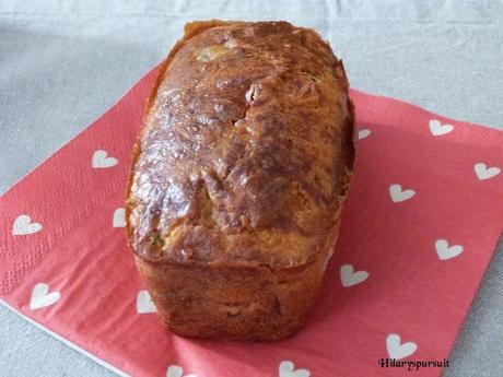 Cake aux olives et dés de jambon / Olive and ham cake