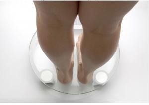 INSUFFISANCE CARDIAQUE: 3 kilos en plus peuvent suffire  – PLoS ONE