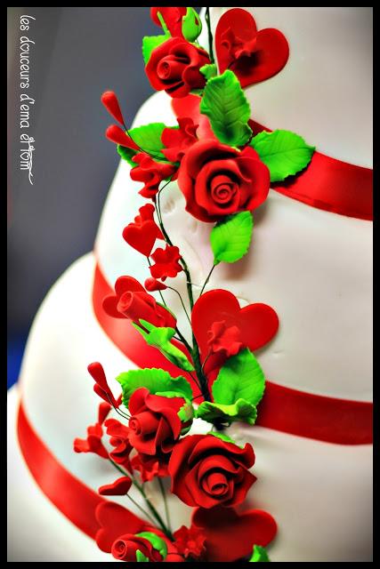 Wedding cake blanc et rouge