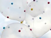 {DIY} ballons pompons